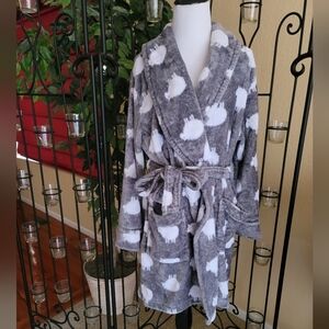 Sonoma Plush Gray and White Robe